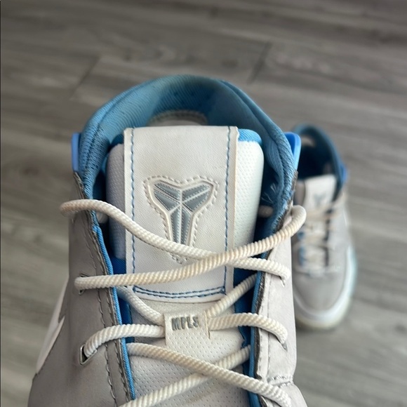 Nike ZOOM KOBE 1 PROTRO \'MPLS\' 2018 main image 6